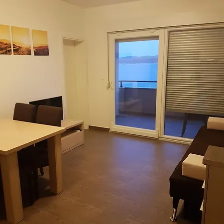 Apartments Nostro Omis Exterior photo