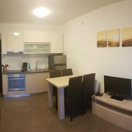 Apartments Nostro Omis Exterior photo