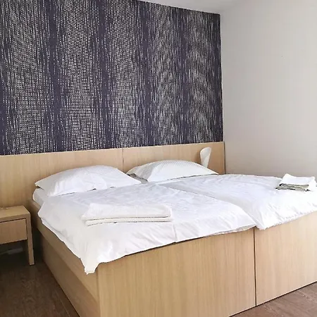 Apartments Nostro Omis Exterior photo